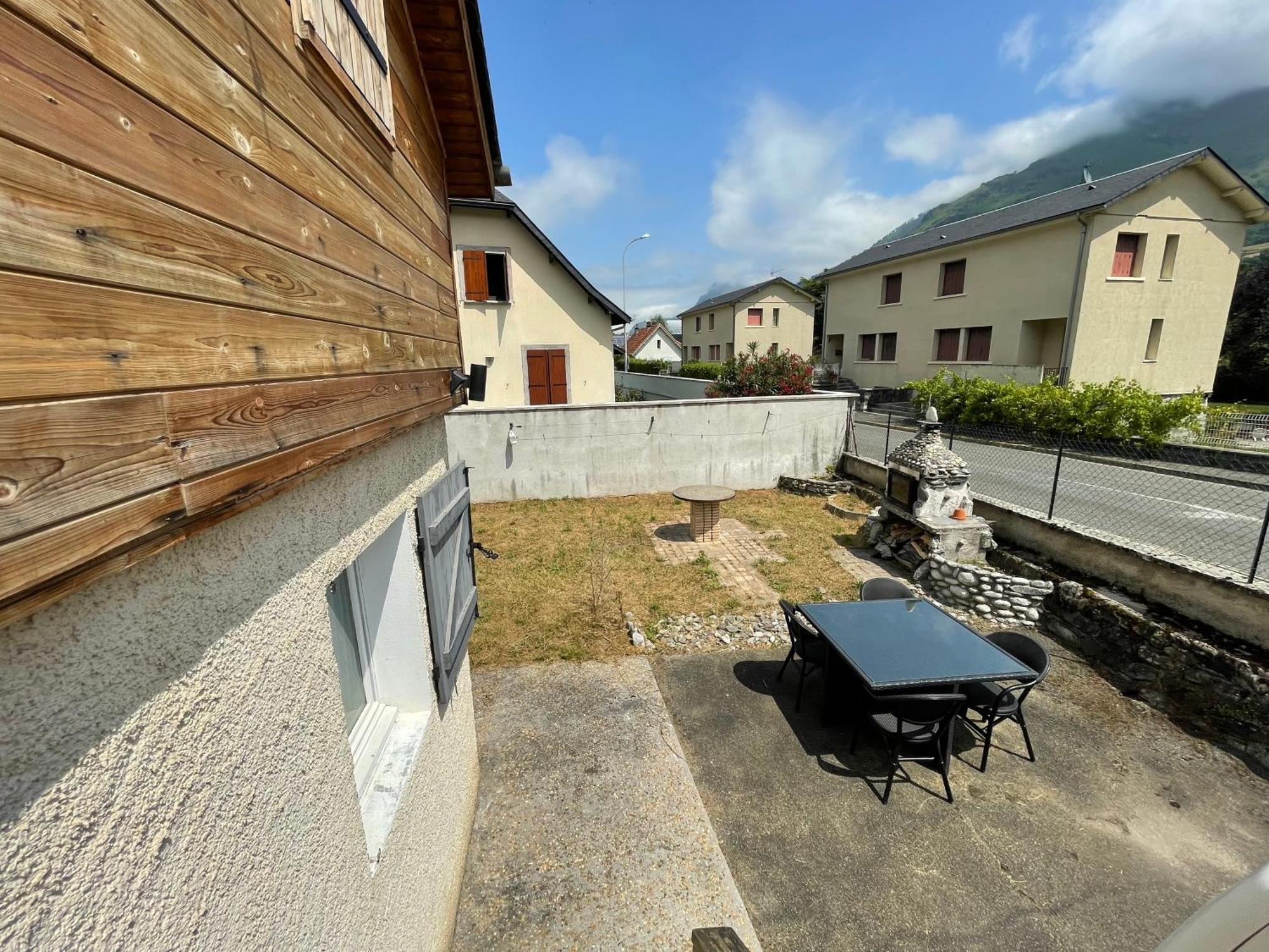 Appartement Cocoon Avec Jardin Et Vue Montagne Laruns Exterior foto