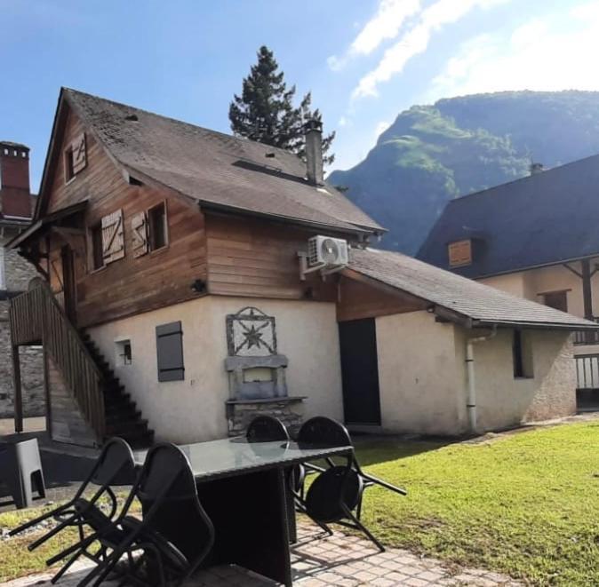 Appartement Cocoon Avec Jardin Et Vue Montagne Laruns Exterior foto